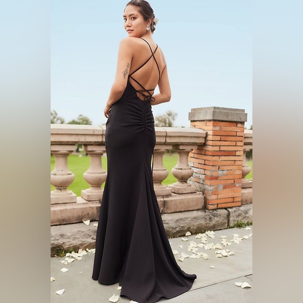 Galina signature bridesmaid dress from David’s Bridal size: 2 color: black